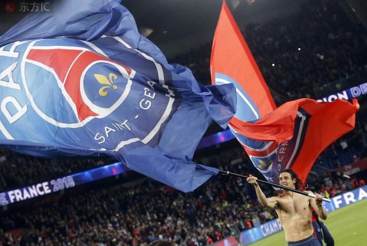 法媒，巴黎圣日耳曼将在欧冠决赛中荣耀身着主场球衣，展现球队风采