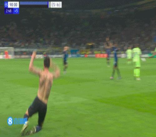古利特炮轰劳塔罗点球争议,不该判!国米绝平球也应无效!