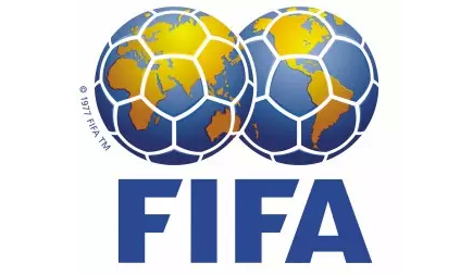 FIFA规定世俱杯球队禁用袖标赞助，统一贴上世俱杯徽标引发热议