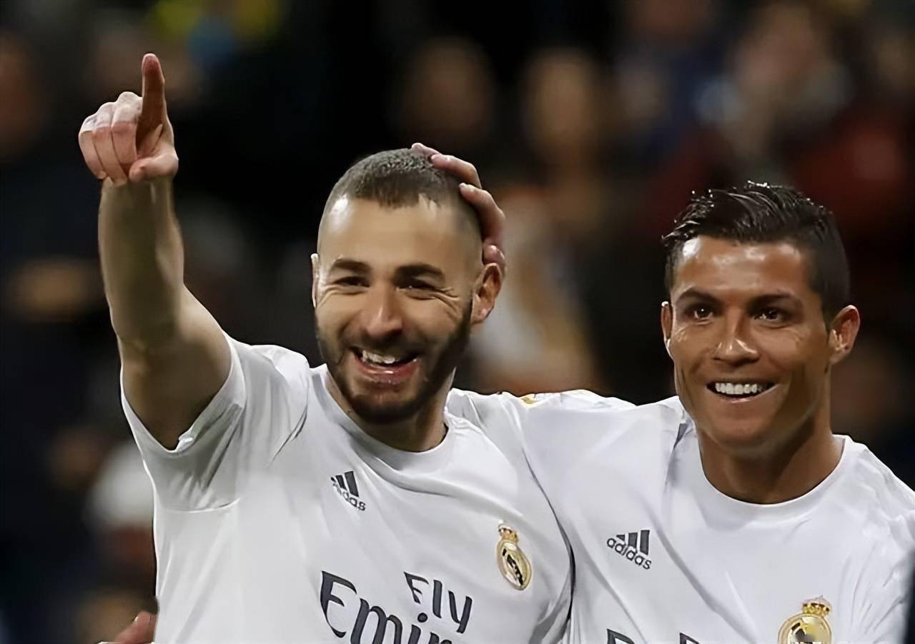 本泽马，我不是那种只想进球的人，与C罗争金靴是一场精彩对决