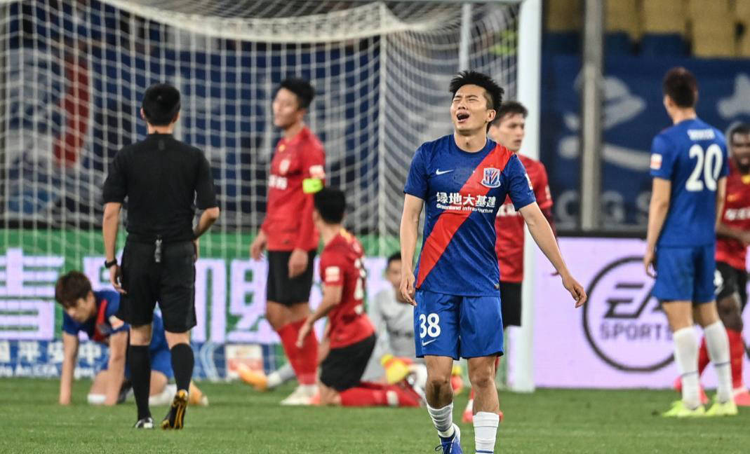 申花新星杨皓宇首秀，紧张之下尚待绽放，自我评价60分